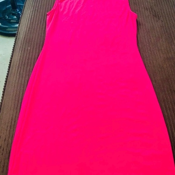 Dress - Picture 2 of 4